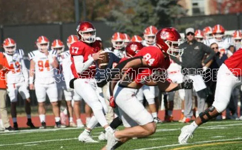 车神对决：汽车运动员赛事精彩瞬间